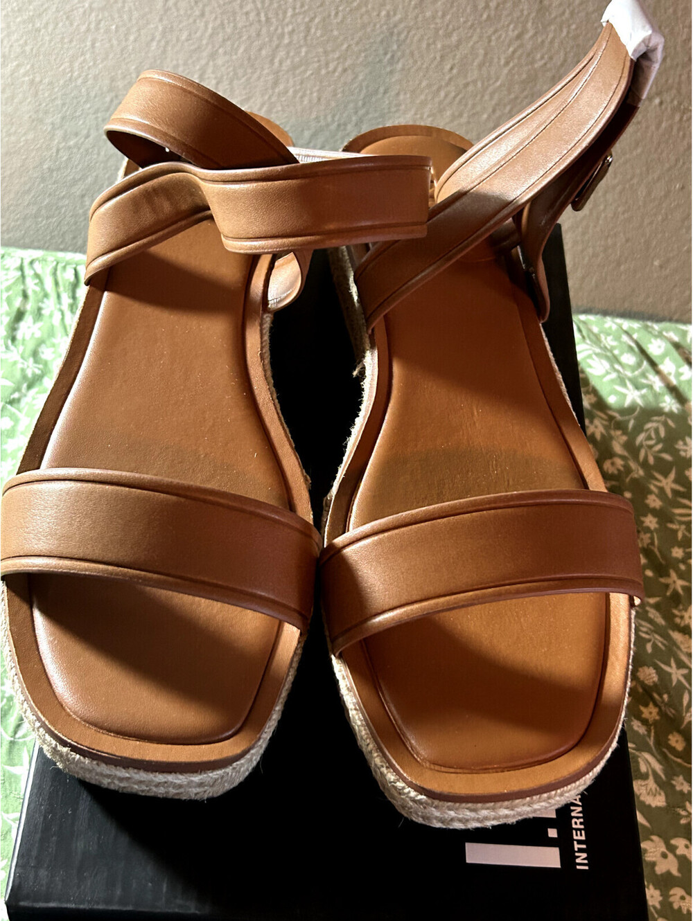 INC Womans Size 10 Espadrilles Cognac Criss Cross Strappy Sandals NEW B2-12